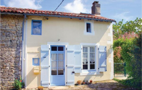 Holiday Home Paizay Naudouin Rue Des Planchettes